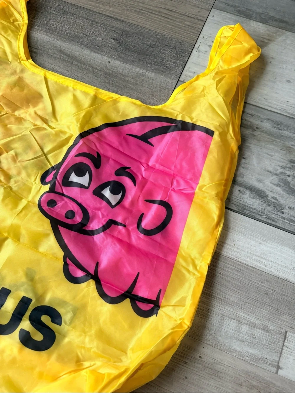 NWT Bonus Iceland  Shopping Bag Tote with Pouch Pink Pig Reusable Foldable